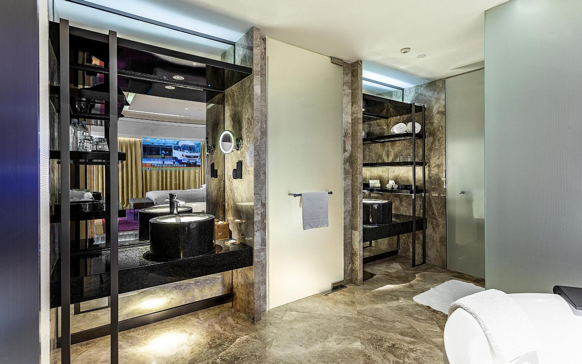 Sofitel Beijing Central Exterior photo